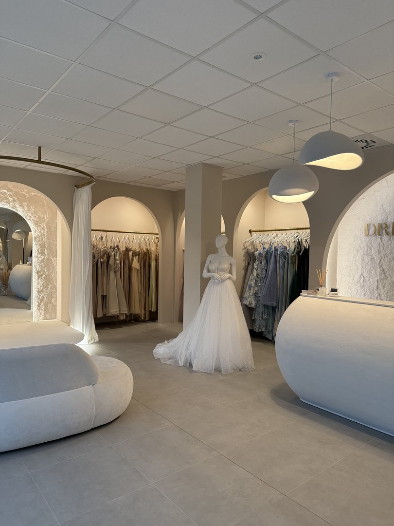Salon DRESS ON NOW w Limanowej, wnętrze, zdjęcie 1