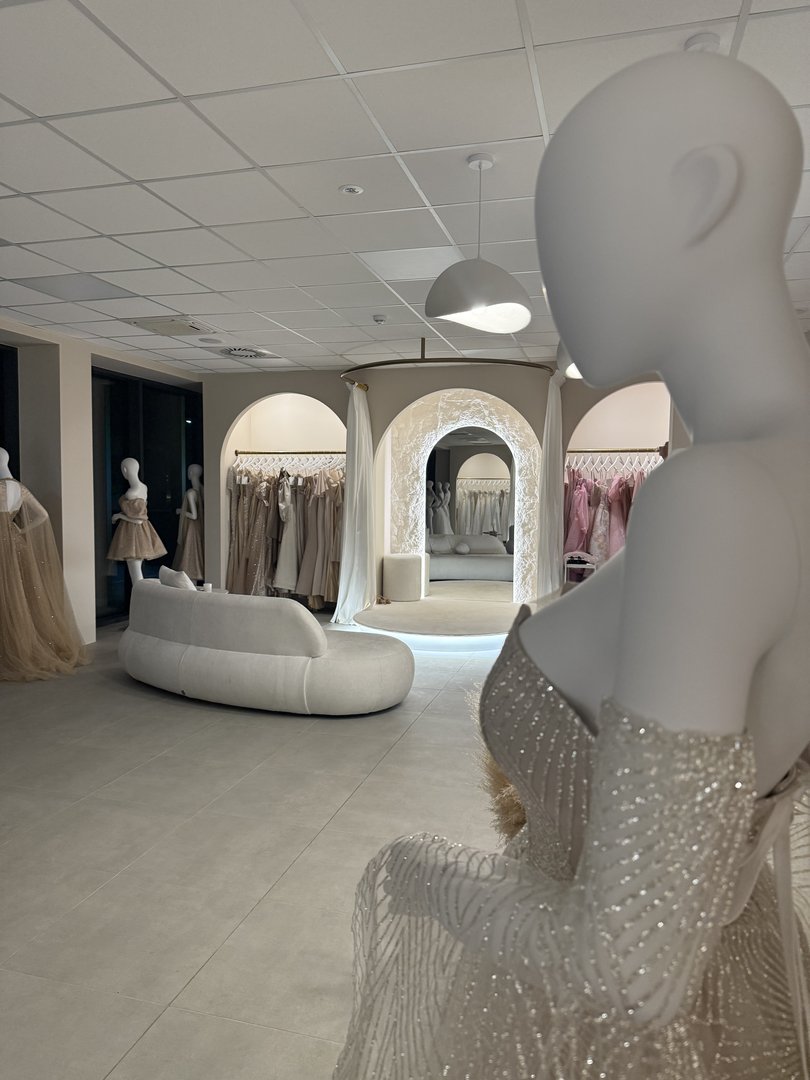 Salon DRESS ON NOW w Limanowej, wnętrze, zdjęcie 3